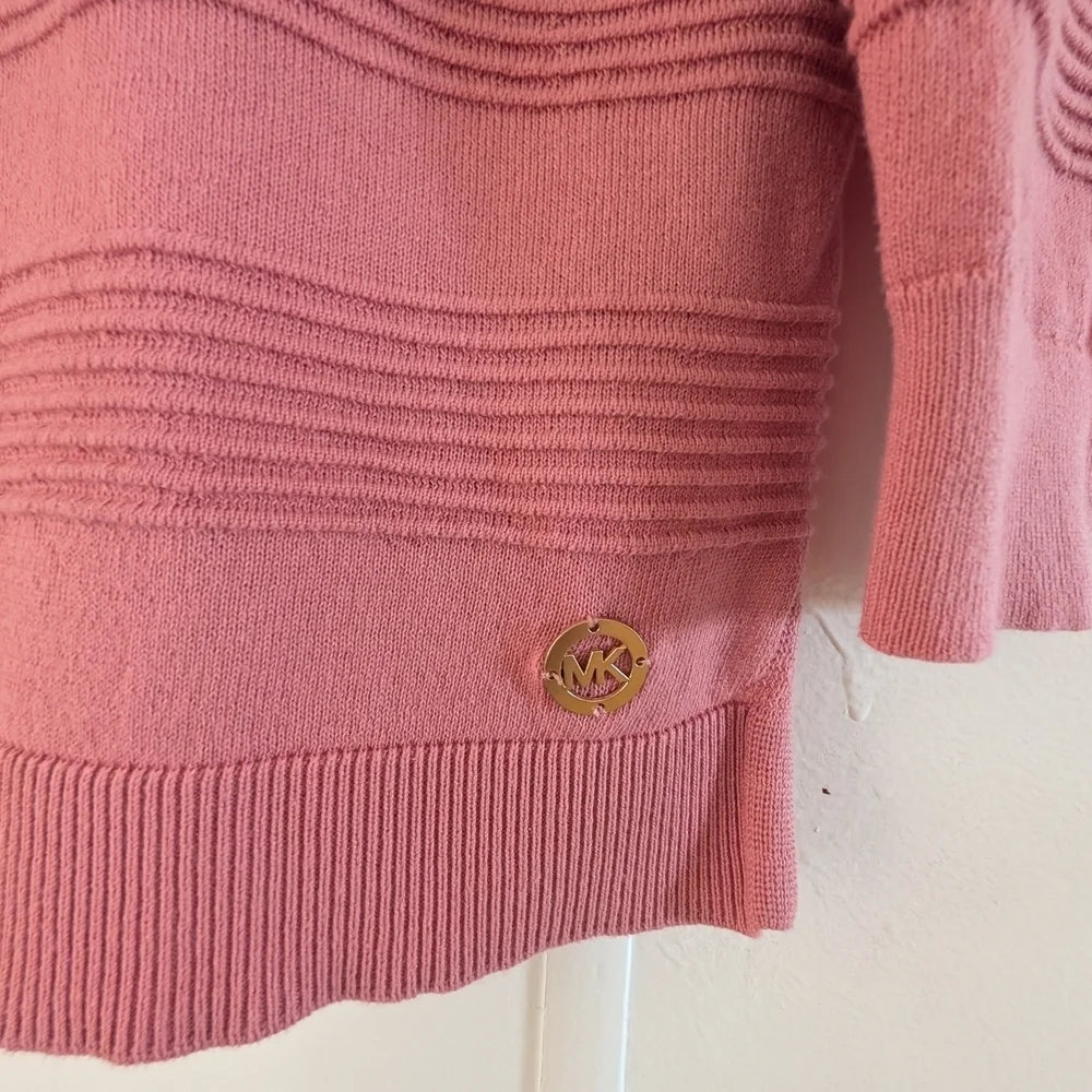 Michael Kors Pink Versatile Aesthetic Sweater Loose Fit Size M Longsleeve